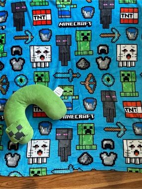 Minecraft Kids Throw Blanket & Creeper Neck Pillow Set TNT Enderman Mojang